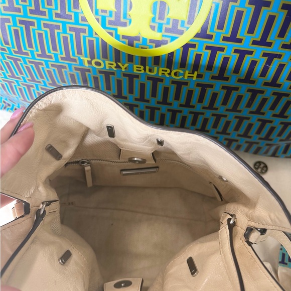 Tory Burch Kira Chevron Bucket Bag - Picture 6 of 9